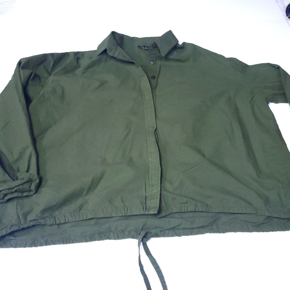 Thread Story Green ButtonDown Shirt - Picture 1 of 7